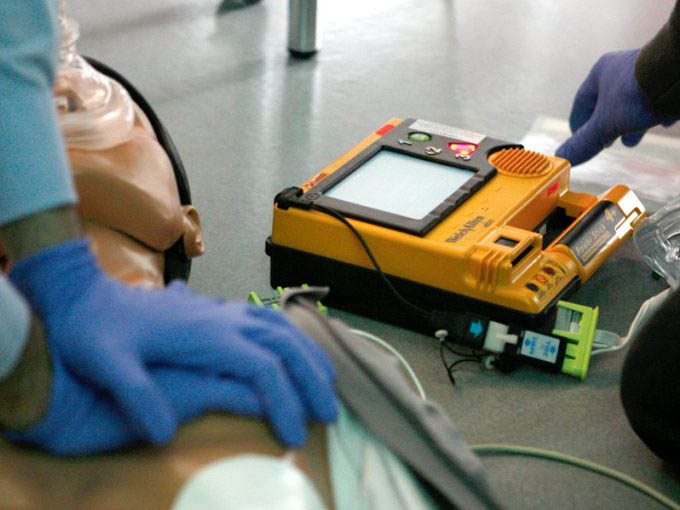 Manexo do desfibrilador externosemiautomático (DESA)